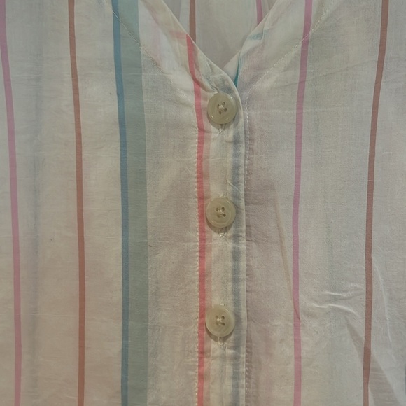 Madewell Button down Summer Shirt - Picture 3 of 5